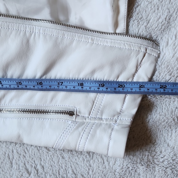 Le Chateau white PU leather jacket - Picture 5 of 8